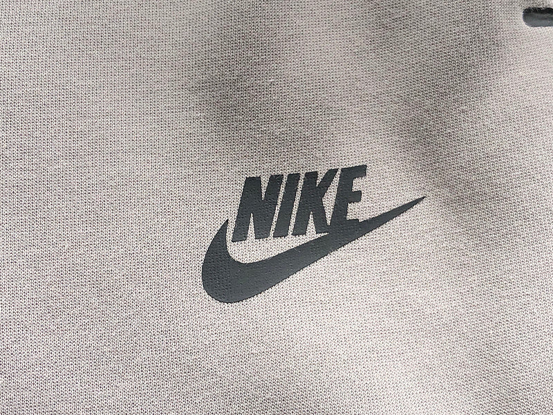 NIKE TECH FLEECE HOODIE x OLIVE GREY/ENIGMA STONE
