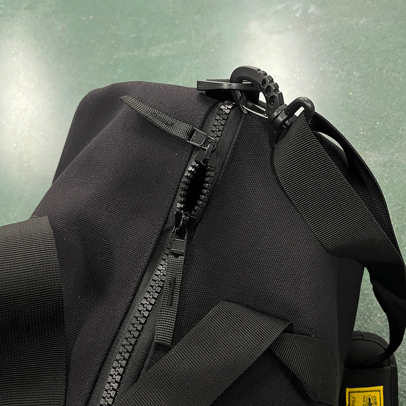 CORTEIZ DUFFLE BAG BLACK