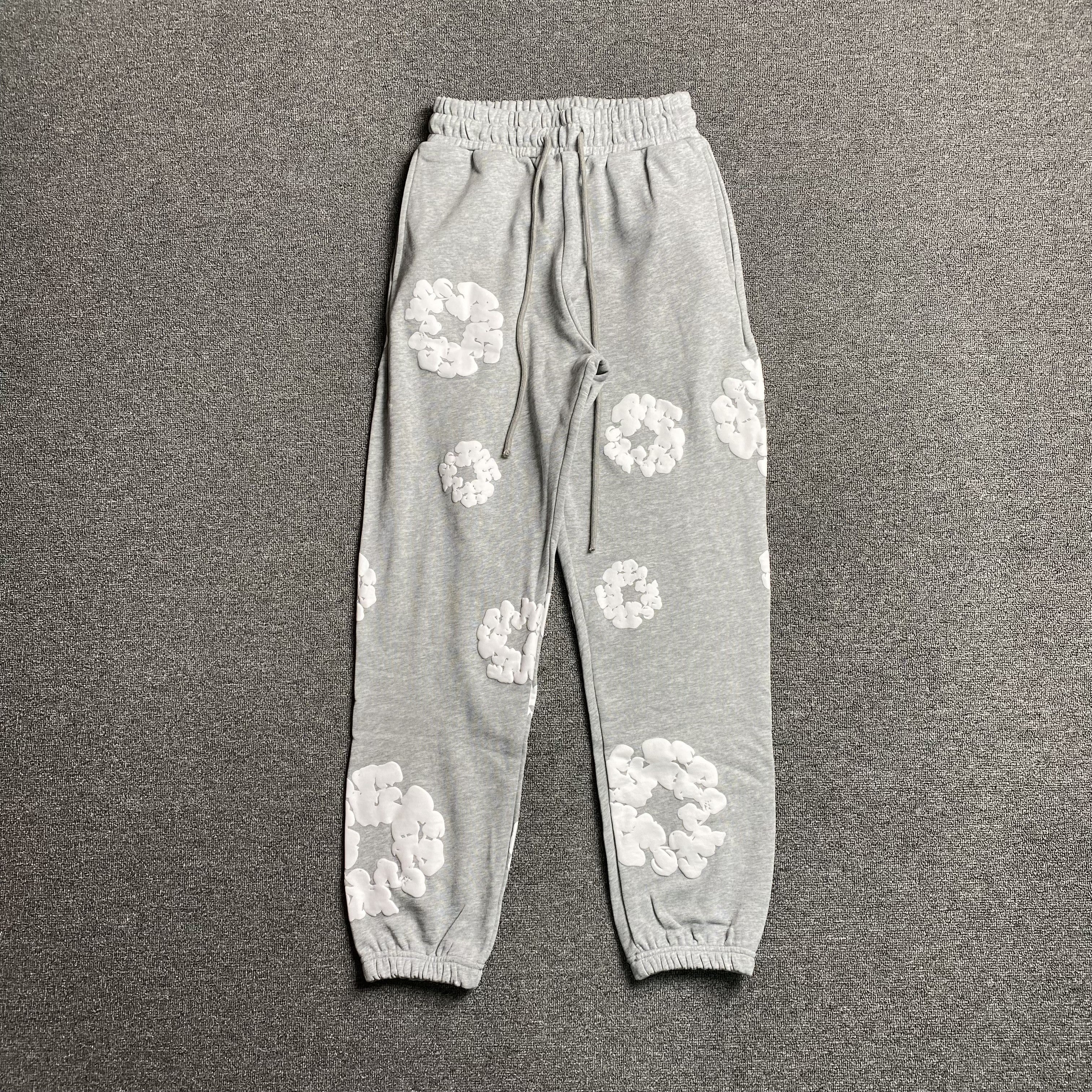 DENIM TEARS COTTON WREATH SWEATPANTS GREY
