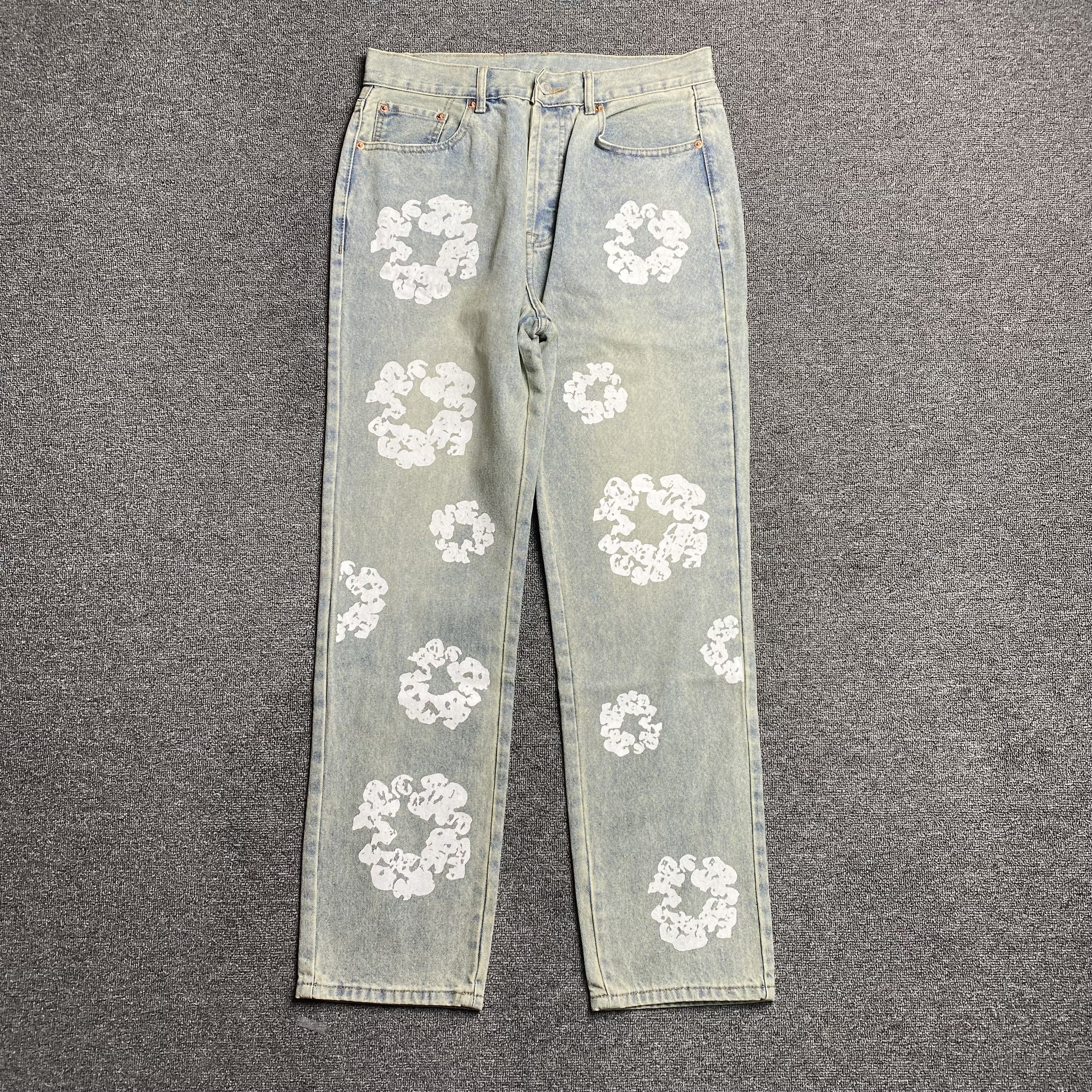 DENIM TEARS x LEVI'S DIRTY WASH WREATH JEANS LIGHT WASH
