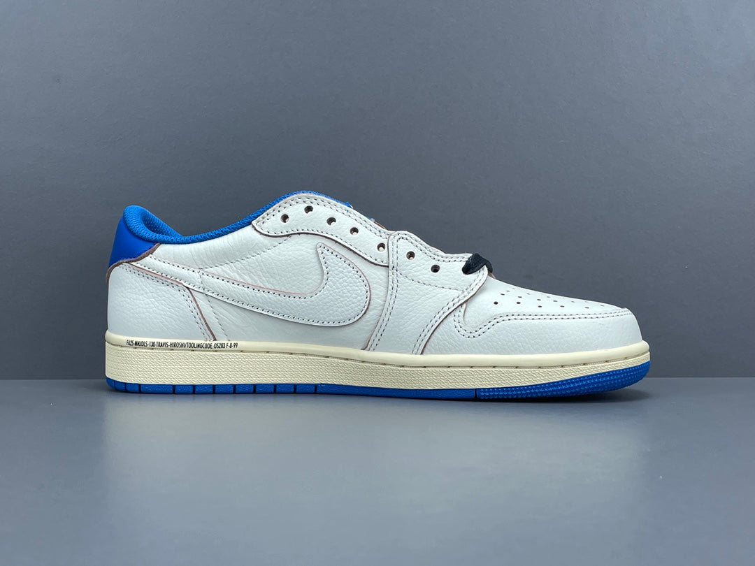 JORDAN 1 LOW OG x TRAVIS SCOTT FRAGMENT