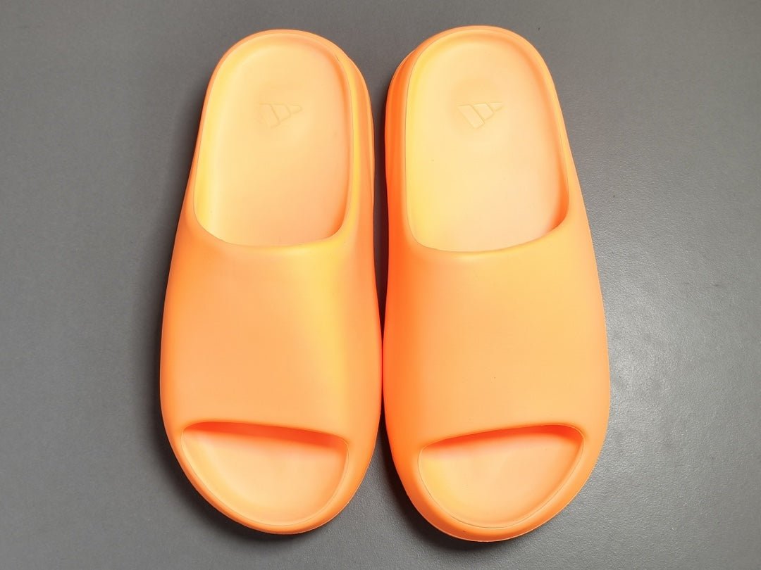 orange yeezy slides size 7