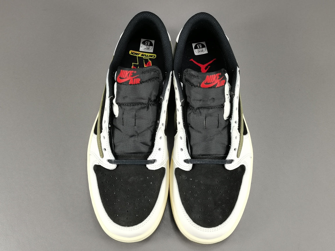 JORDAN 1 LOW x TRAVIS SCOTT OLIVE